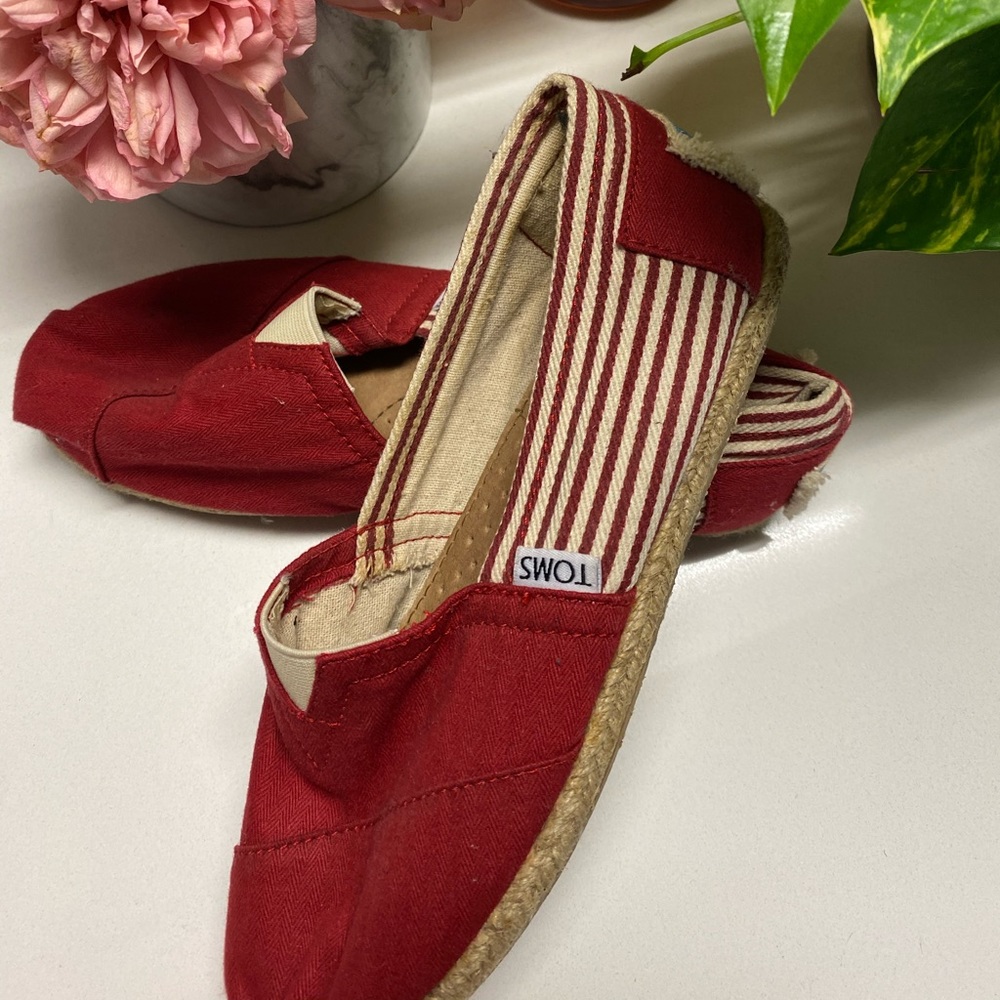 Red Toms